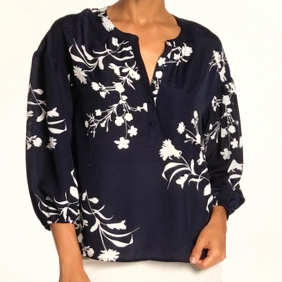 JOIE Eilga Floral Split Neck Blouse Navy White Top Women’s Size Large - Picture 1 of 16